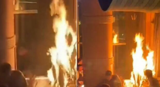 Pescara - Dopo la tragedia di Crans-Montana, vietate fontane e candele pirotecniche nei locali